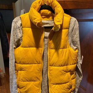 NWT Old Navy puffer vest and tshirt